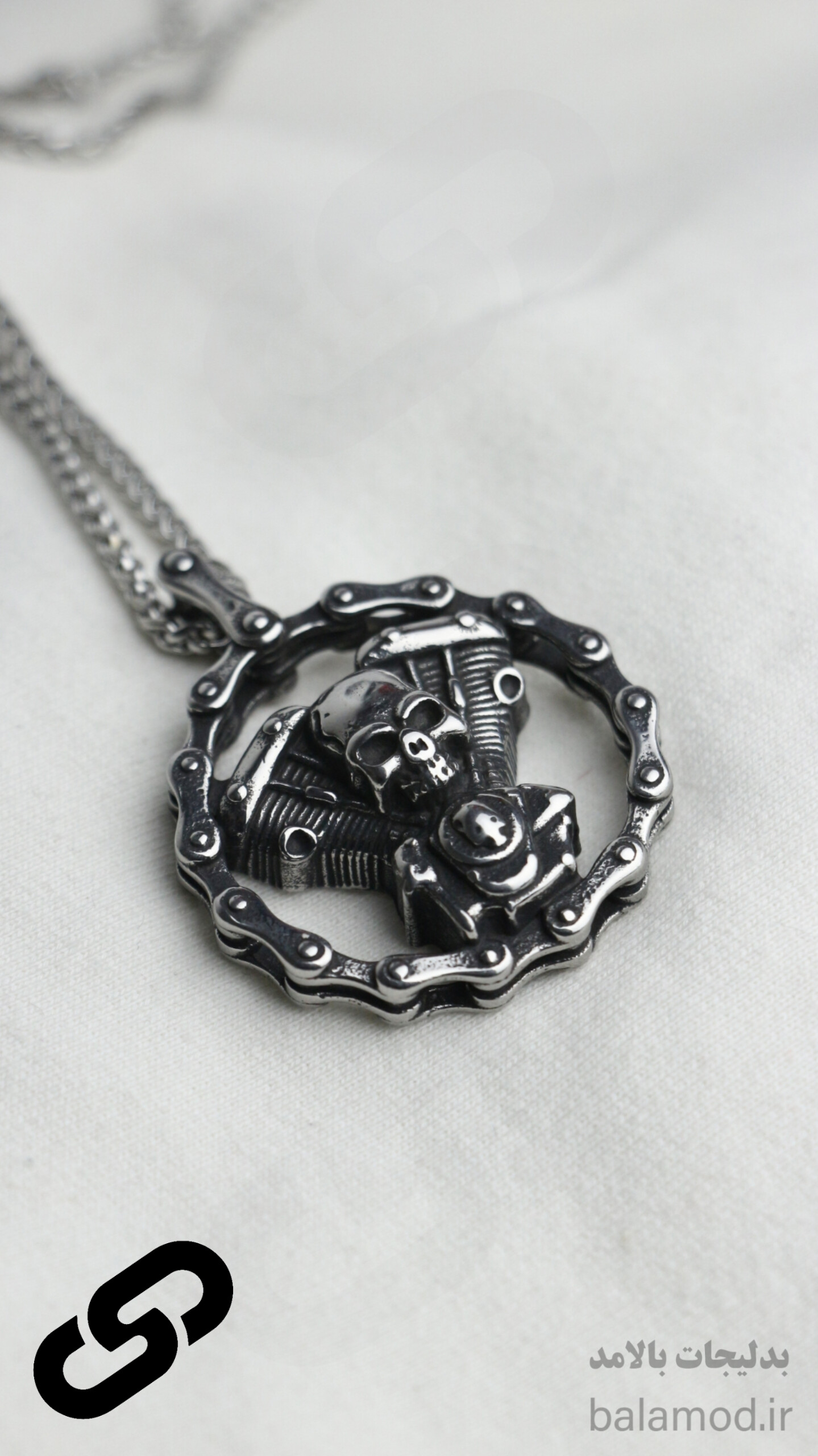 گردنبند مردانه استیل طرح موتور و جمجمه، مناسب استایل راک و موتورسواری، ضد زنگ و بادوام