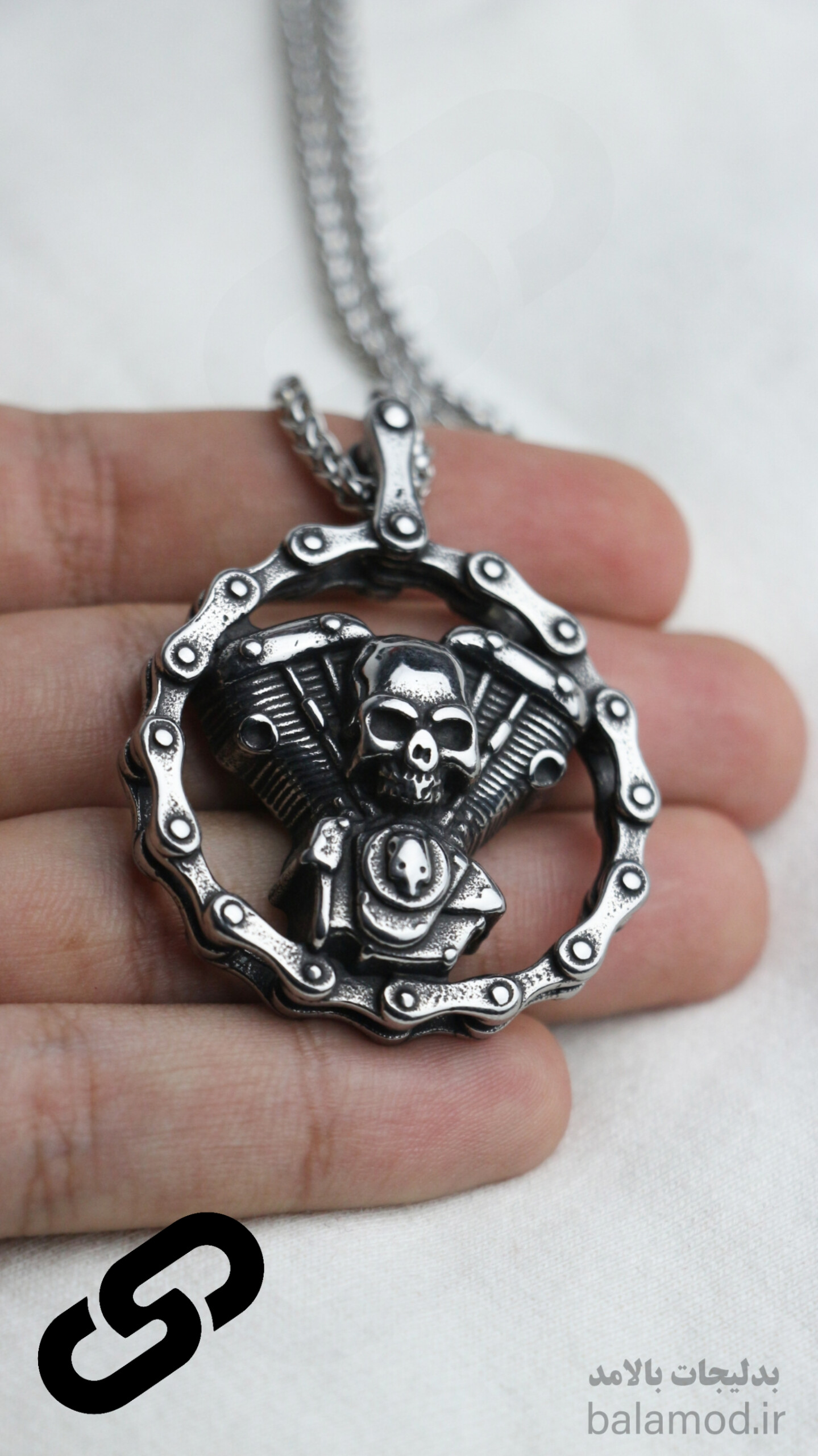 گردنبند مردانه استیل طرح موتور و جمجمه، مناسب استایل راک و موتورسواری، ضد زنگ و بادوام