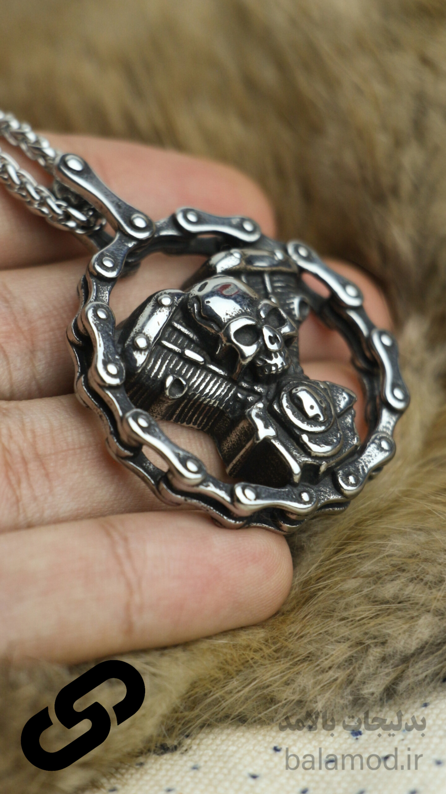 گردنبند مردانه استیل طرح موتور و جمجمه، مناسب استایل راک و موتورسواری، ضد زنگ و بادوام