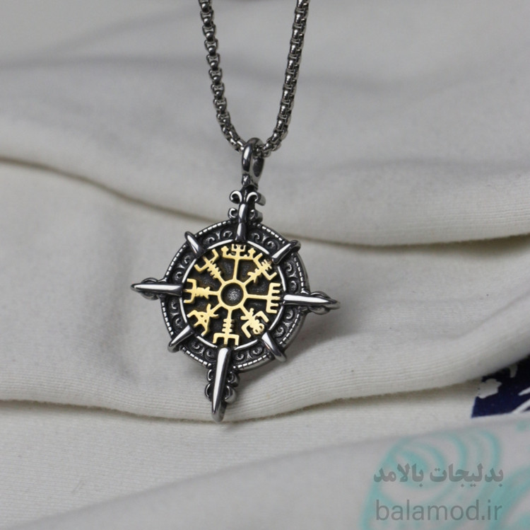 گردنبند طرح قطبنما ی وایکینگی